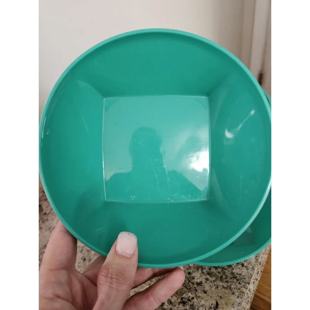 Set Of 4 Vintage Tupperware 5537A Servalier Bowls Green Cereal Bowls